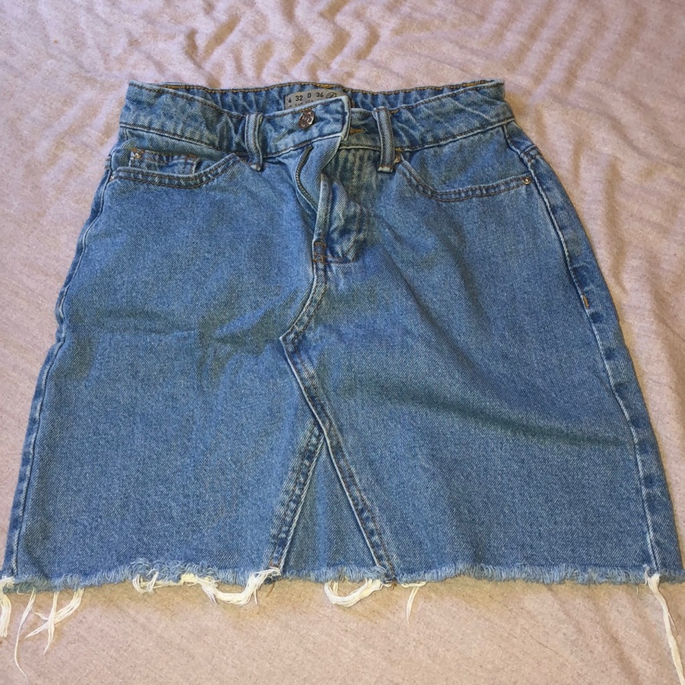 high waisted denim skirt